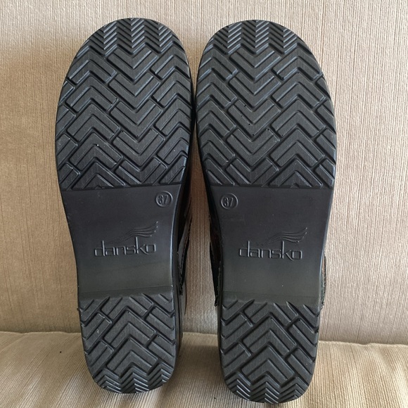 DANSKO PROFESSIONAL bronze swirl 
PATENT LEATHER CLOGS/mules size 37 shoes - Picture 13 of 14